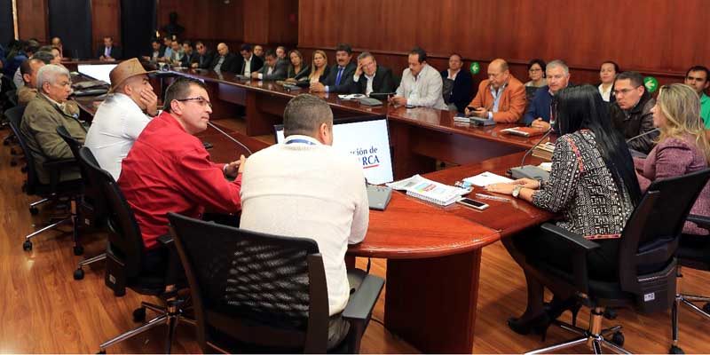 Garantizado el transporte escolar de más de 52 mil estudiantes





























