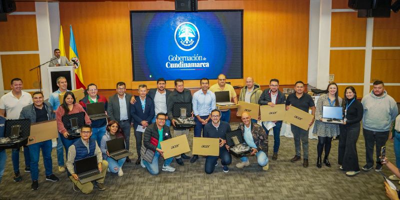 36 municipios recibieron herramientas tecnológicas para fortalecer el agro
