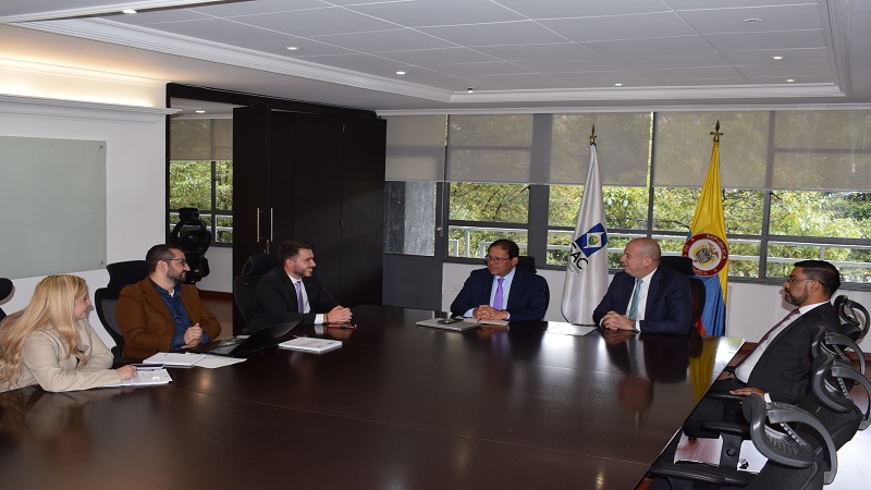 Reunión Estratégica entre IGAC y la Agencia Catastral de Cundinamarca
