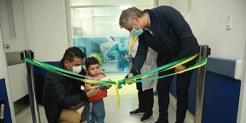 Gobernador inaugura nuevas áreas del Hospital María Auxiliadora, de Mosquera