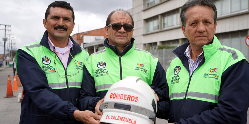 Reconocimiento póstumo al capitán Iván Valenzuela, forjador de bomberos en Cundinamarca
































