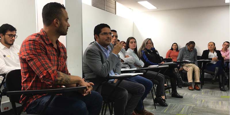 Sena también será multiplicador de felicidad


























