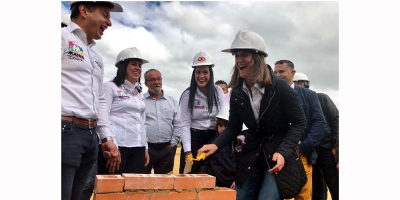 Gobiernos nacional y departamental trabajan en equipo por la educación de Cundinamarca