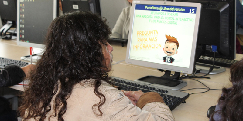 Más de 600 estudiantes de Soacha se capacitan en  uso adecuado de las redes sociales y la internet