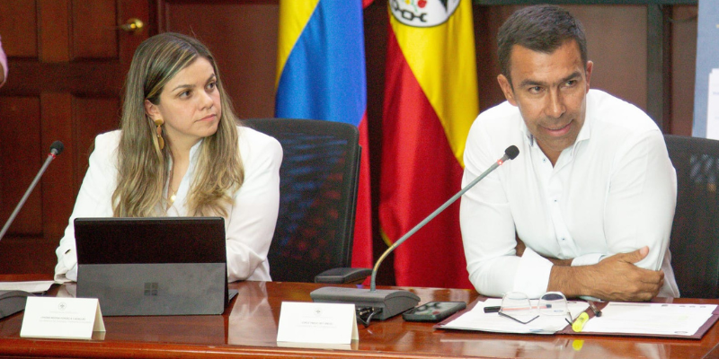 Con inversión de $7.500 millones en cinco municipios, Cundinamarca conecta 940 nuevos hogares rurales a gas natural

