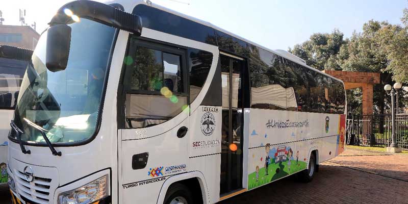 Más buses para el transporte escolar de los niños cundinamarqueses










