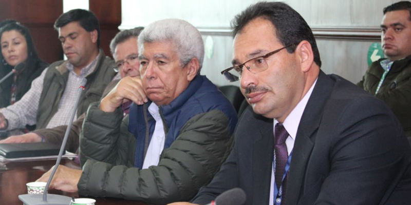 Se entregan 28 nuevas megazonas wifi en Cundinamarca 




































