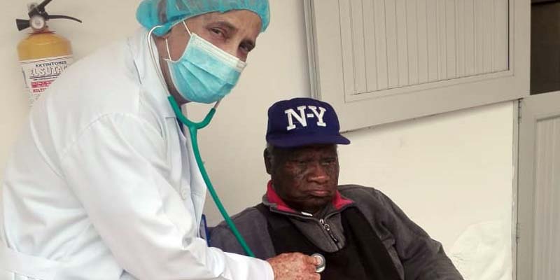 Brigadas de salud atienden a adultos mayores de la Beneficencia de Cundinamarca en sus centros de protección