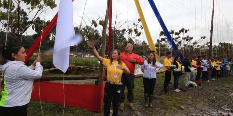 Más de 1.500 jóvenes de 54 municipios en campamento juvenil departamental











 









