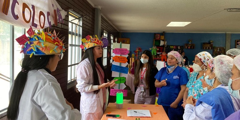Se cumplió feria de servicios del Centro Femenino Especial

