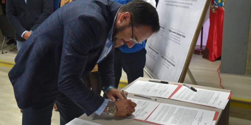 Cruz Roja y Gobernación de Cundinamarca unen esfuerzos para preparar a Soacha frente al cambio climático