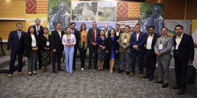 Suscrita Red de Autoridades Territoriales entre los países de la Región Andina