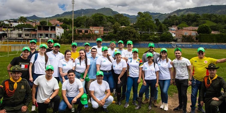Más de 200 personas participaron en la jornada de limpieza de la cuenca del río San Francisco de Guaduas

