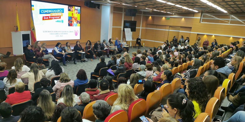 Visión cundinamarquesa con huella de mujer



