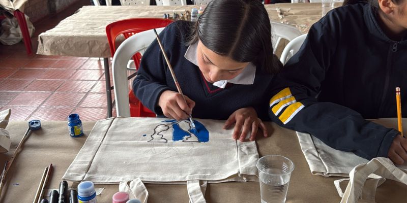 Cundinamarca recupera más de 40.000 botellas con campaña contra el plástico de un solo uso