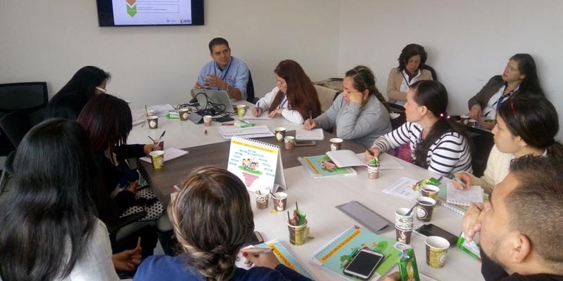 Mesas de trabajo para mejorar atención a usuarios en red pública hospitalaria

































