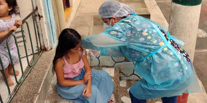 ¡Niños de Cundinamarca: a madrugarle a la vacuna!









