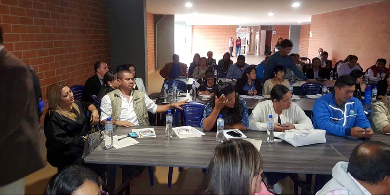 Arrancan las capacitaciones regionales de ‘Podemos casa’























































