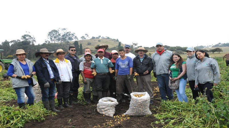 Ciencia, tecnología e innovación al servicio de campesinos de Cundinamarca y Bogotá











