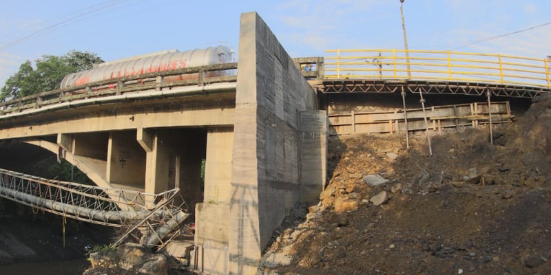 Obra de rehabilitación del puente del sector Cámbulos de Villeta se realizó en tiempo récord

