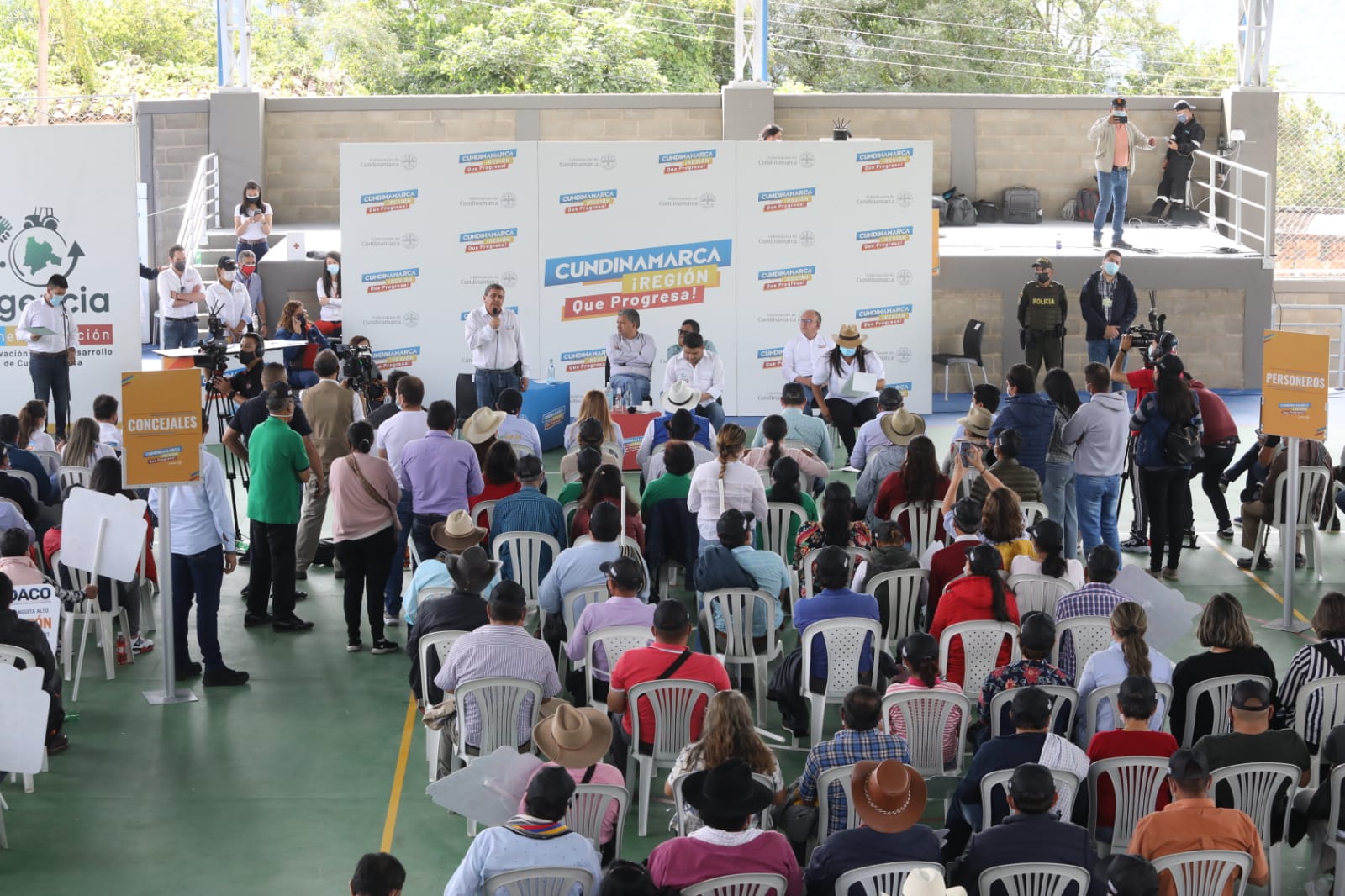 Más de $58.000 millones para la Provincia de Almeidas
