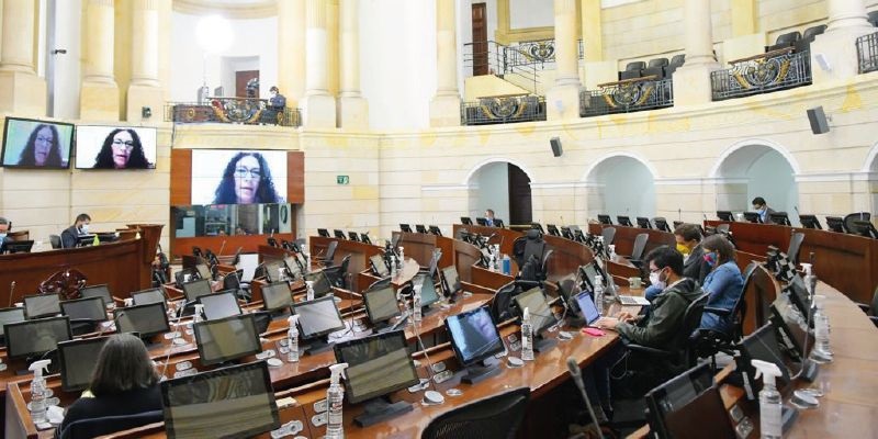 Congreso recibió opiniones y aportes de la ciudadanía sobre la Región Metropolitana









