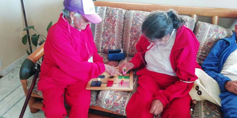 Adultos mayores del Centro Bienestar del Anciano Belmira disfrutaron un día de campo




