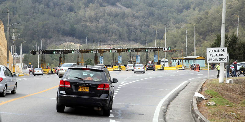 Transite seguro por las carreteras de Cundinamarca este Puente de la Raza