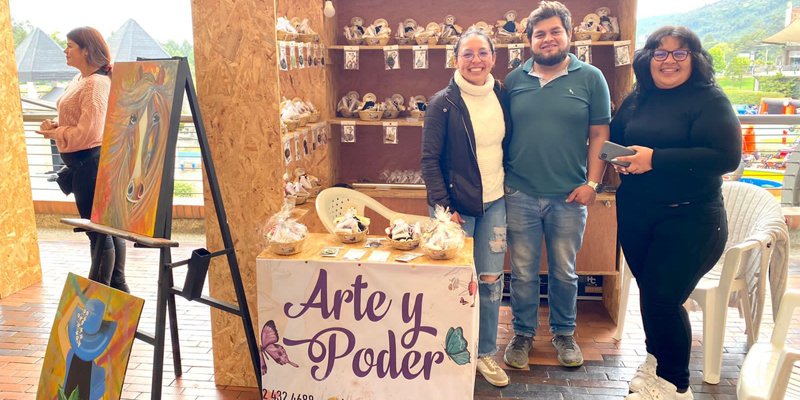 Con la participación de 12 cundinamarquesas se llevó a cabo   la Tercera Feria de Mujeres Emprendedoras 
