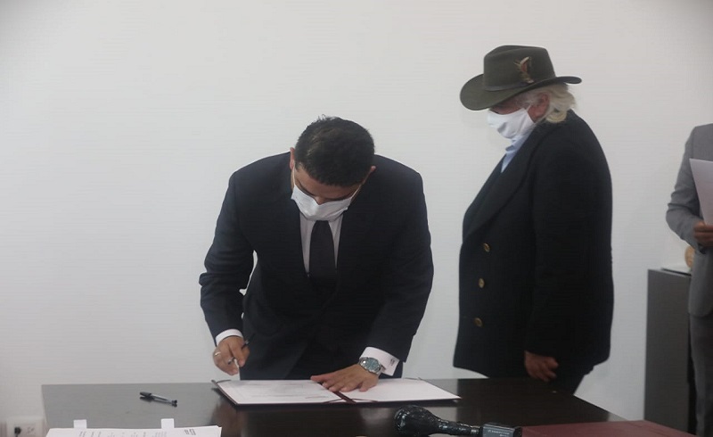 Gobernación firmó convenio por $1.575 millones para la instalación de gas domiciliario en Cogua, Nemocón y Tausa