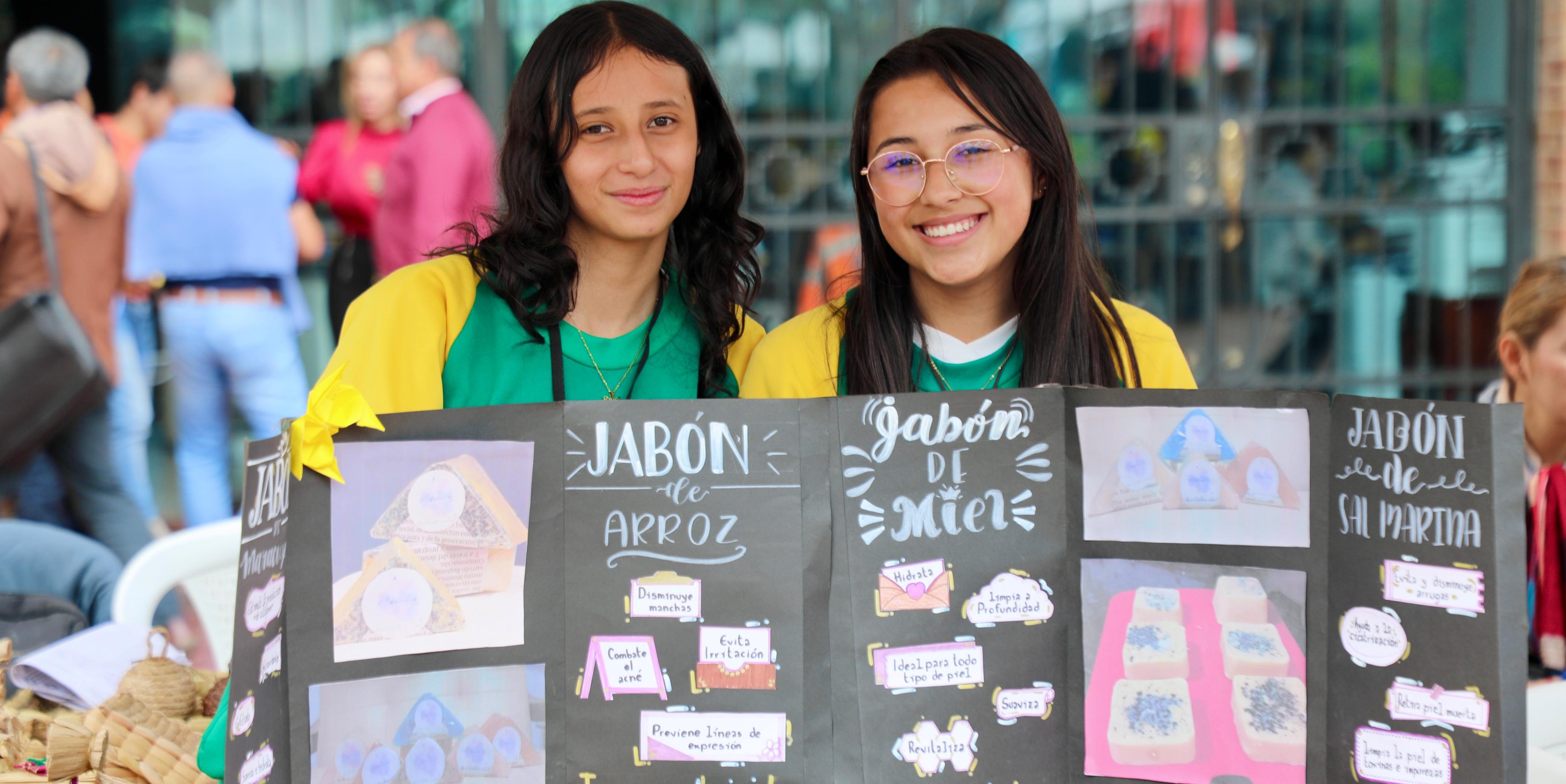 Jóvenes cundinamarqueses demuestran su potencial en la ‘Primera Feria de Educación Superior: caminando, educando, y emprendiendo’