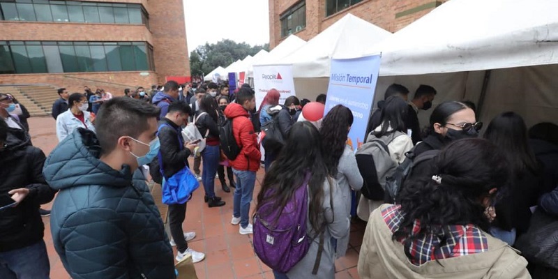 Éxito total de la Segunda Feria de Empleo de Cundinamarca




