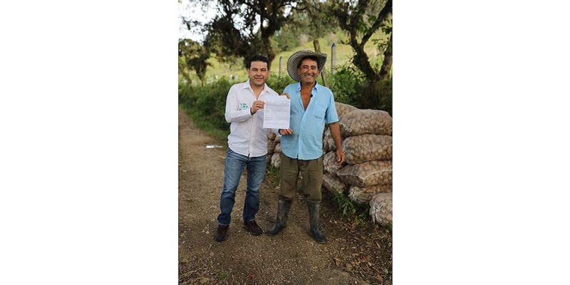 Gobernador anuncia la inversión inicial de $20 mil millones en el lanzamiento del programa “Compramos tu cosecha”