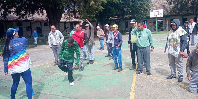 Arte, juego y movimiento: actividades que fortalecen la salud emocional en hogares de la Beneficencia