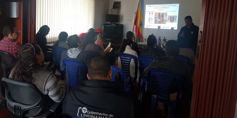 Comerciantes mejor informados evitarán venta de licor y cigarrillos de contrabando o adulterados

















