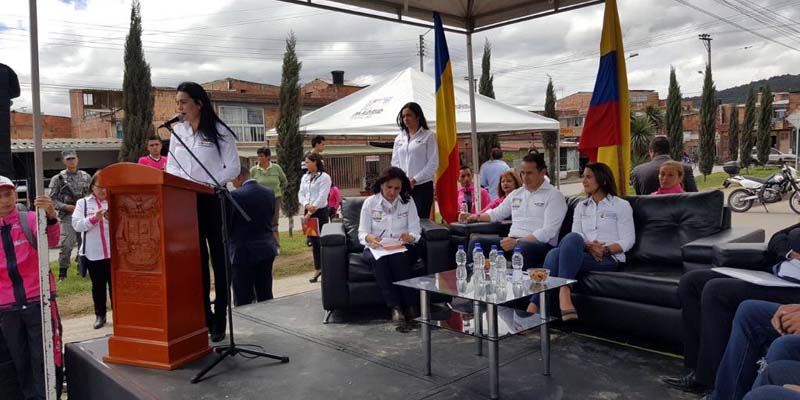 Gobiernos nacional y departamental trabajan en equipo por la educación de Cundinamarca