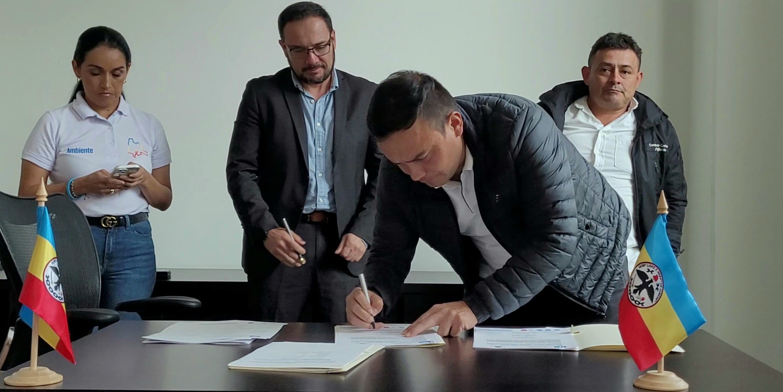 Cundinamarca firma nuevos acuerdos de Pago por Servicios Ambientales (PSA) por más de $450 millones 