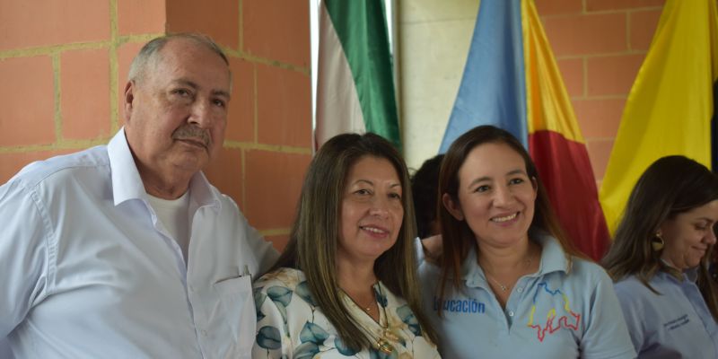 Cundinamarca instala 58 paneles solares en colegios rurales de Silvania