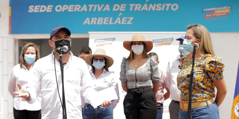 Gobernador pone en funcionamiento sede de Tránsito en Arbeláez