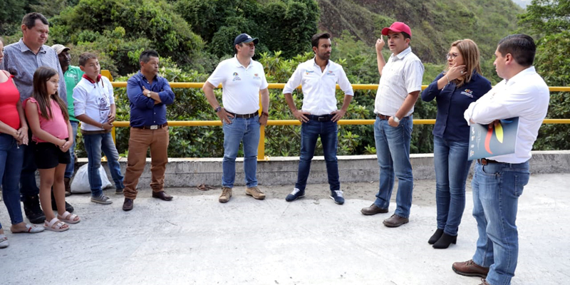 Gobierno departamental evalúa riesgos ocasionados por ola invernal en Guayabetal y Quetame