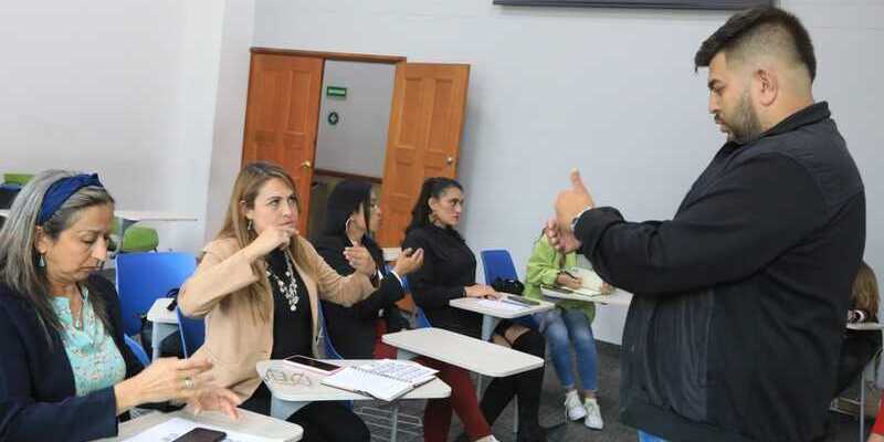 Culminó tercer taller de Lengua de Señas Colombiana