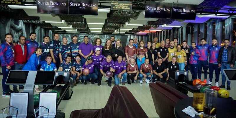 Equipo de la Secretaría de Desarrollo e Inclusión Social, ganador del Torneo de Bowling-Copa Gobernación 2023