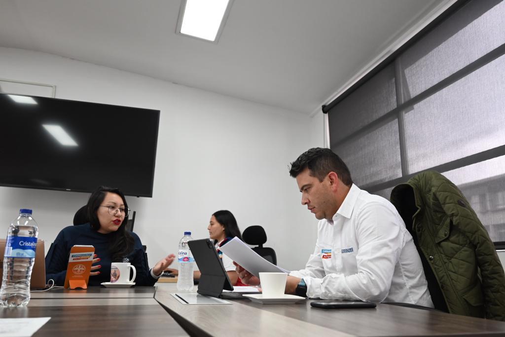 Gobernación monitorea con drones la cuenca del río Bogotá







