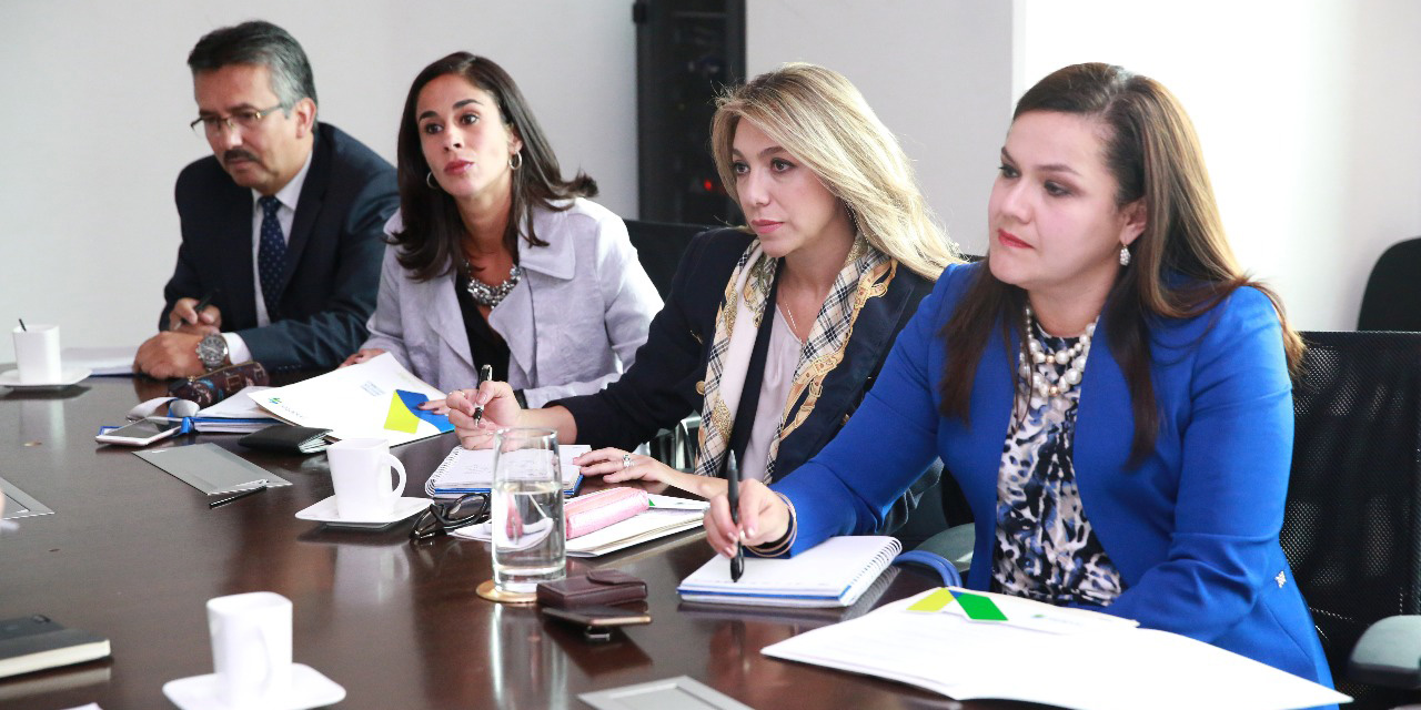Veintinueve mil millones para acueducto regional La Mesa-Anapoima



































































