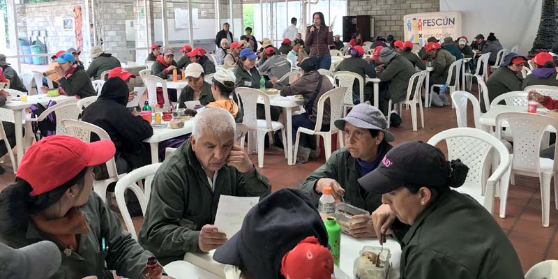 Trabajadores de las floras de El Rosal reciben información sobre el fondo Fescún