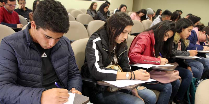 Especificaciones sobre el apoyo del 100 % en el valor de la matrícula en la Universidad de Cundinamarca 

