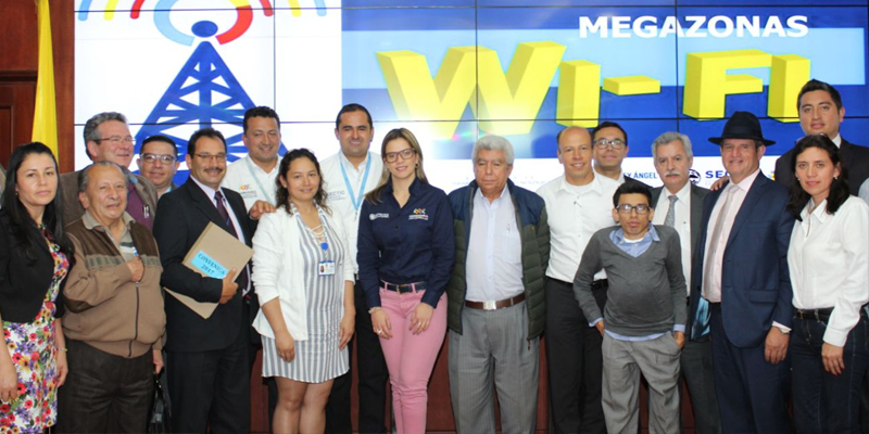 Se entregan 28 nuevas megazonas wifi en Cundinamarca 





































