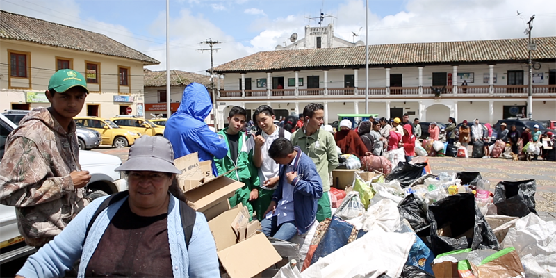 ‘Cambio verde’ entregó alimentos frescos por material reciclable en Chocontá



































