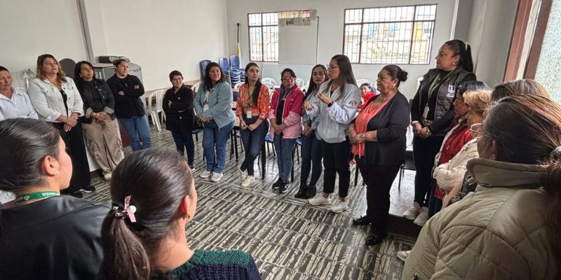 Más de 1.400 mujeres y niñas beneficiadas con la primera etapa de la estrategia “Dignidad Menstrual” en Cundinamarca

