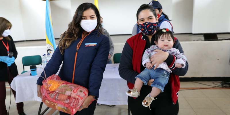 Dos mil paquetes alimentarios para mujeres lactantes en Cundinamarca

